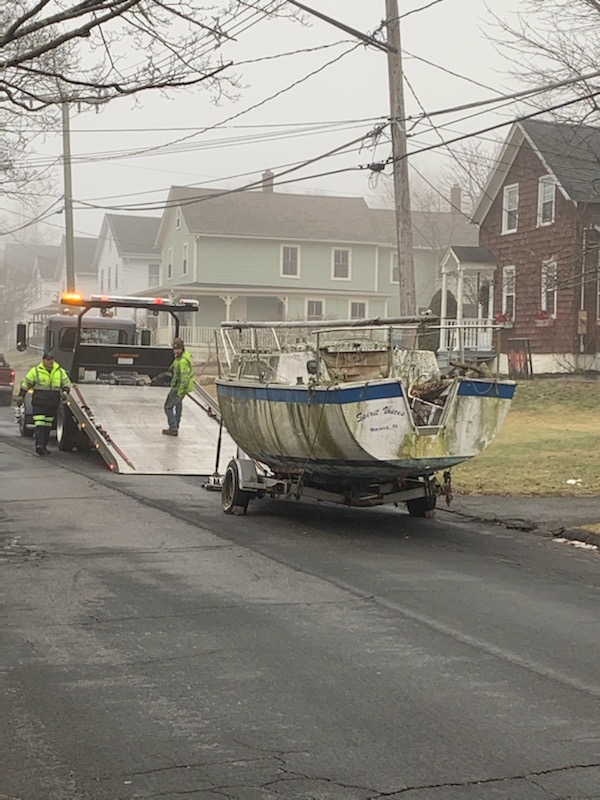 boat removal truck